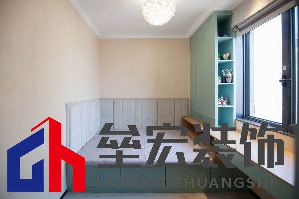 142㎡現(xiàn)代簡(jiǎn)約丨 黑白格調(diào)下的溫柔空間！