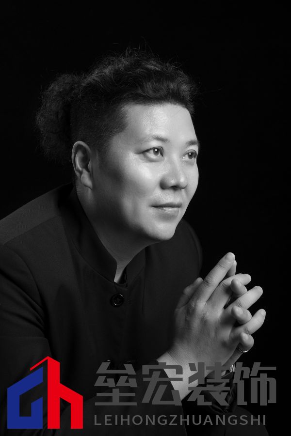 設計師王桂鵬斬獲金住獎大連十大居住空間設計師稱號「Talk設計」