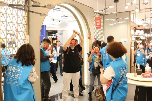 華藝照明100%原創(chuàng)「冰雪」系列首銷火爆，圈粉背后靠的是什么？