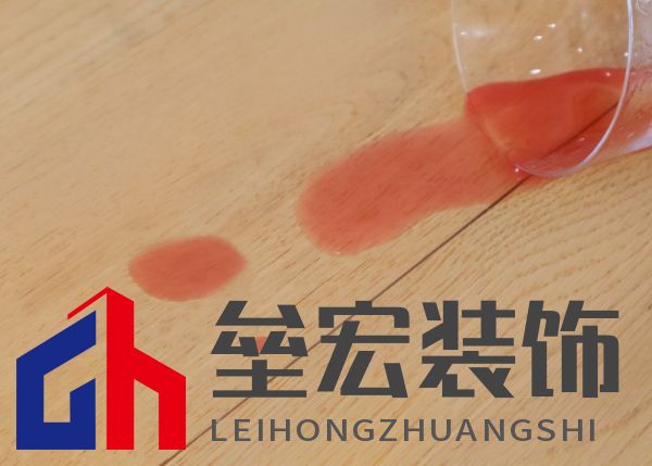 標(biāo)題一：奢華又健康？德?tīng)柦饦?biāo)“7凈”地板：拿來(lái)吧你