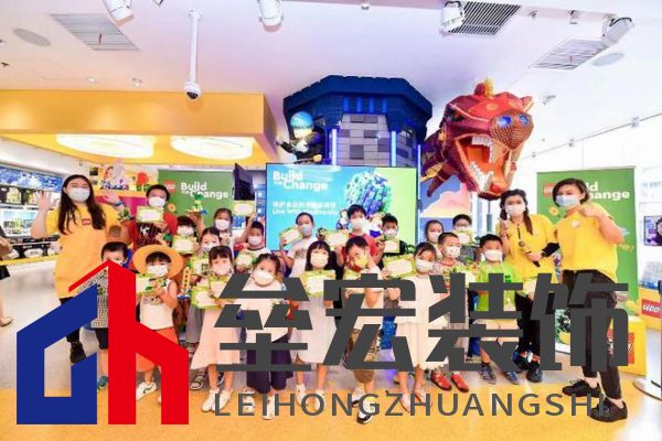 “小小創(chuàng)變家”活動(dòng)邀請(qǐng)孩子們?cè)趧?chuàng)造性的樂(lè)高積木拼搭中共同探索生物多樣性