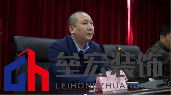 金空間裝飾集團(tuán)董事長王謙發(fā)表講話