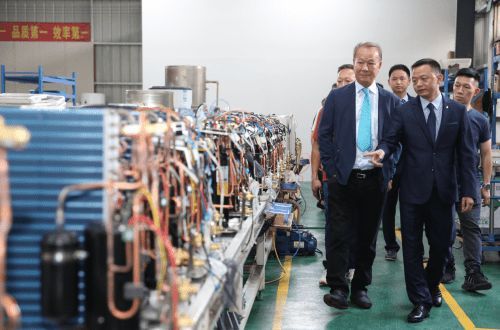 廣東佳士寶空氣能熱泵采暖品牌邀請(qǐng)李修賢為形象大使