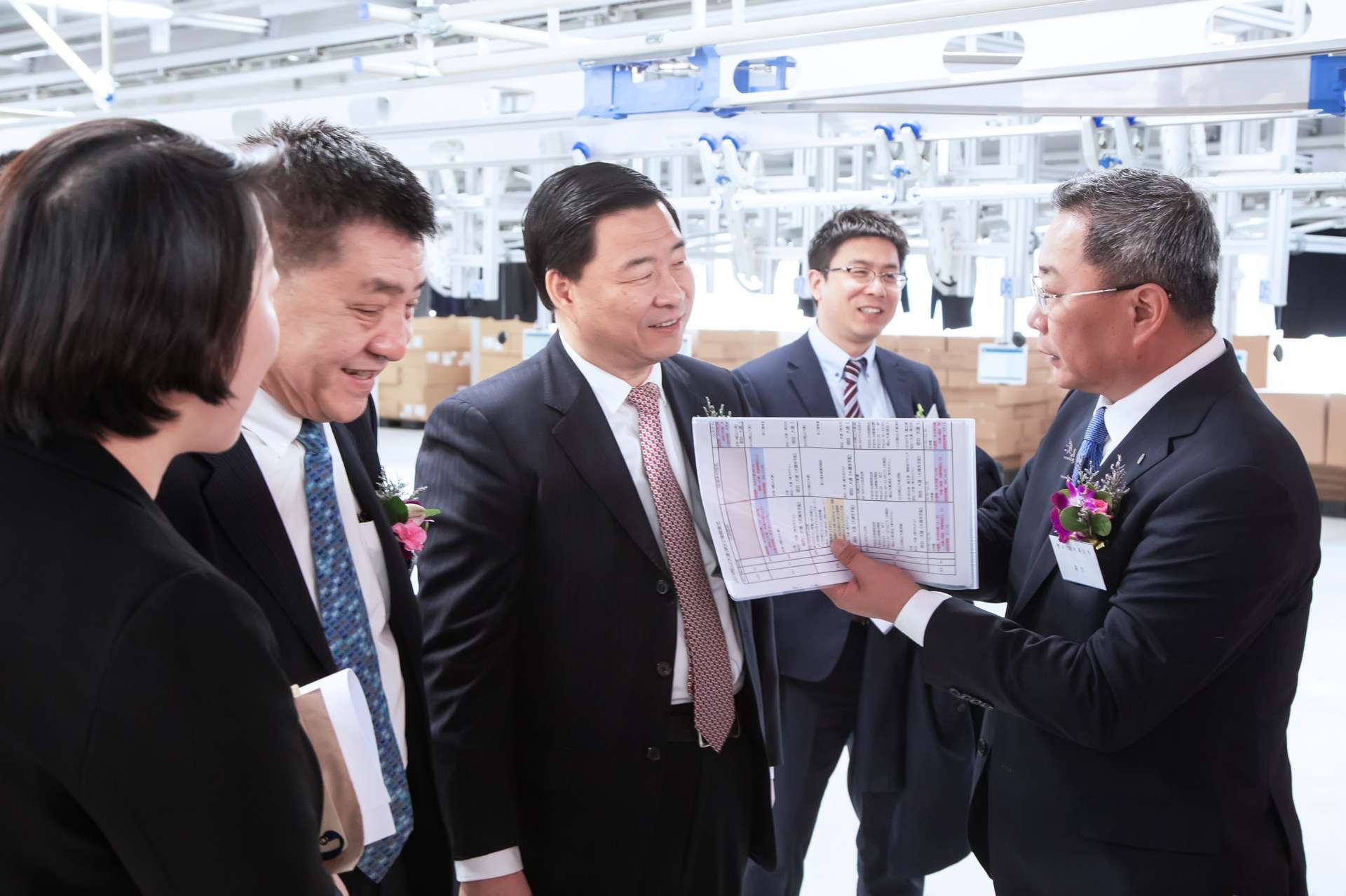 _展銷、簽約、洽談、直播精彩不斷 “石河子參展團(tuán)”火出了圈_展銷、簽約、洽談、直播精彩不斷 “石河子參展團(tuán)”火出了圈