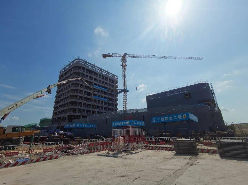 廈門(mén)廠(chǎng)房裝修施工隊(duì)_廈門(mén)工廠(chǎng)地面裝修_廈門(mén)廠(chǎng)房裝修公司