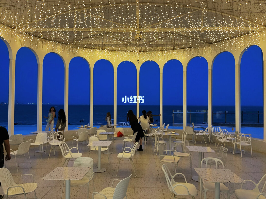 廈門婚禮場(chǎng)地布置_廈門婚慶布置_廈門場(chǎng)地婚禮布置價(jià)格