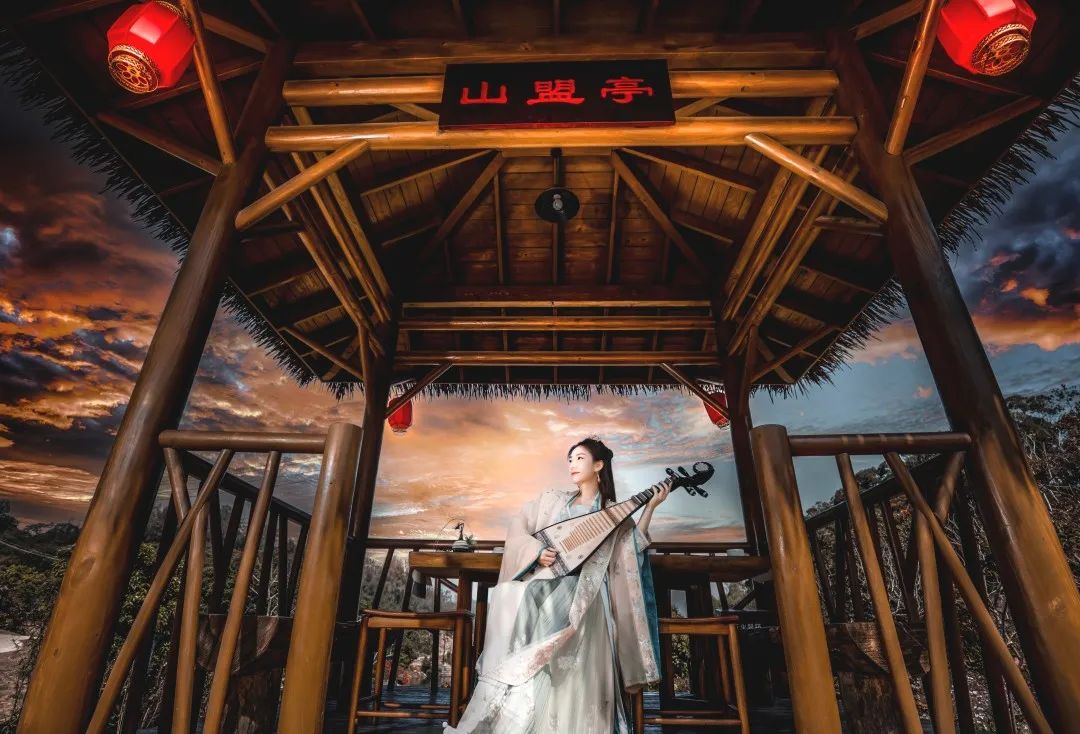 廈門(mén)布置婚慶的地方_廈門(mén)婚禮布置_廈門(mén)婚慶布置