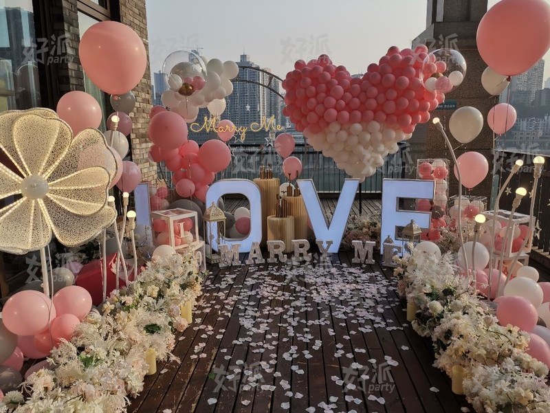 廈門(mén)生日?qǐng)鼍安贾胈廈門(mén)生日攻略_廈門(mén)布置生日?qǐng)鼍暗牡胤?/></p>
<p style=