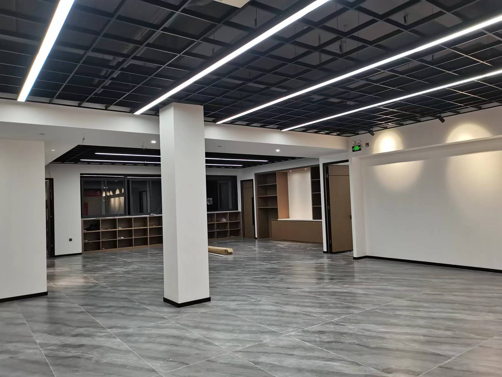 辦公室裝修廈門_廈門辦公裝修室設(shè)計公司_廈門辦公裝修室出租