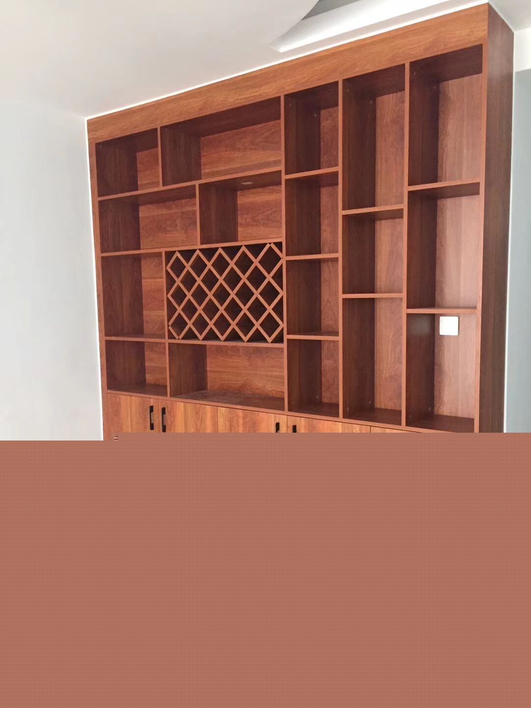 廈門市同安區(qū)定制衣柜工廠-整體衣柜工廠-全屋實(shí)木定制