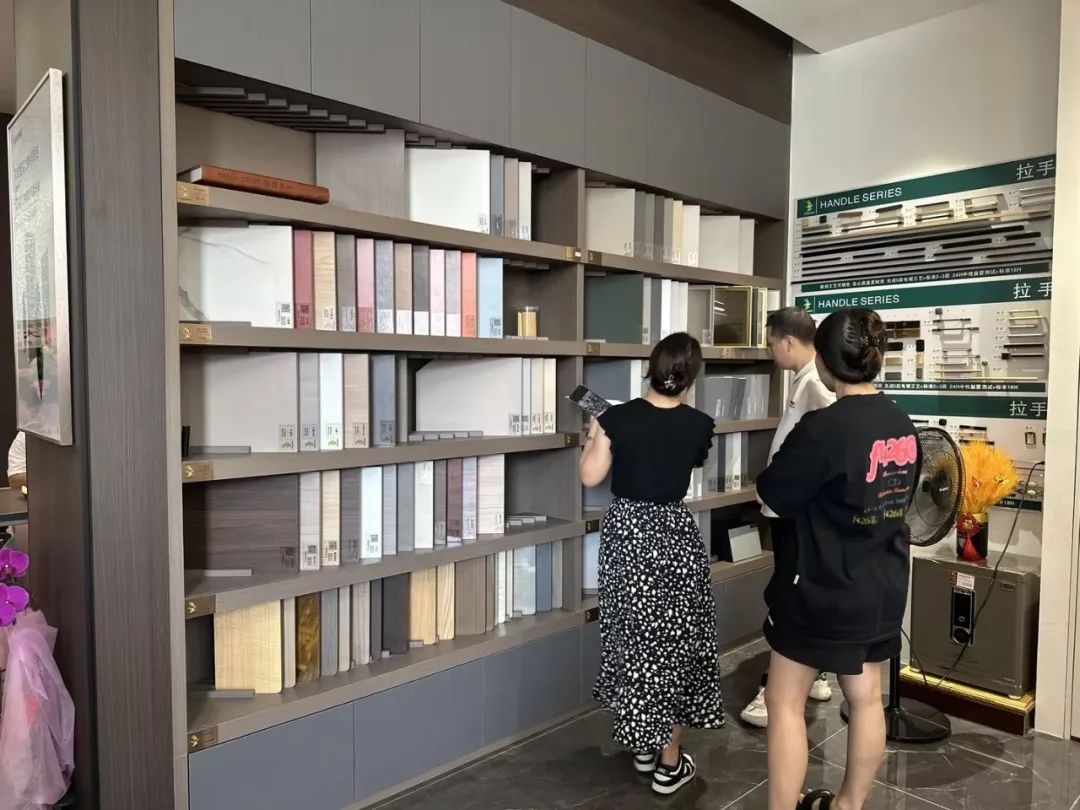 廈門(mén)裝飾建材市場(chǎng)_廈門(mén)裝修材料批發(fā)市場(chǎng)_廈門(mén)裝飾材料市場(chǎng)