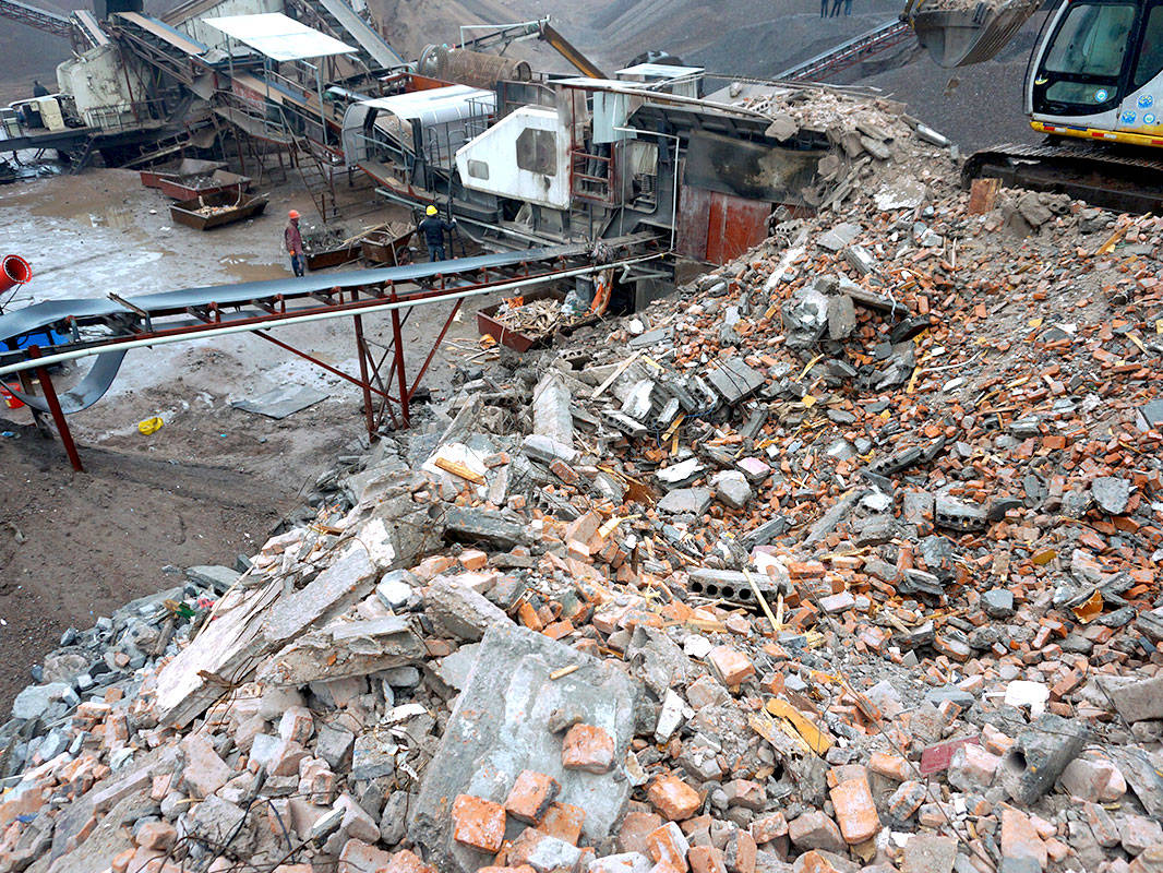 廈門裝修垃圾清運(yùn)費(fèi)標(biāo)準(zhǔn)_廈門裝修垃圾傾倒點(diǎn)_廈門裝修建筑垃圾怎么處理