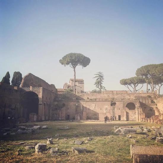 廈門意式風(fēng)設(shè)計裝修品牌_廈門歐式裝修_廈門品牌裝飾公司