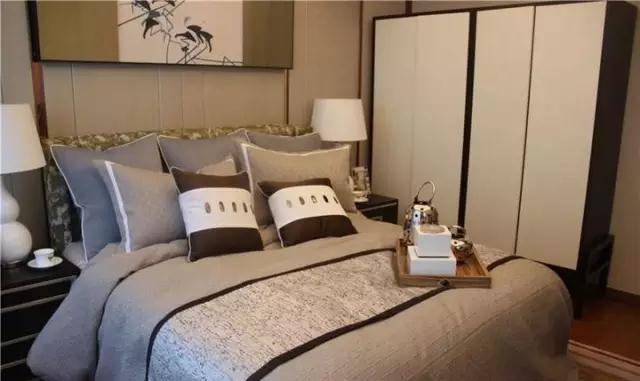 150㎡戶型四間朝南，一個(gè)創(chuàng)新的戶型，我不允許它有1㎡的浪費(fèi)。