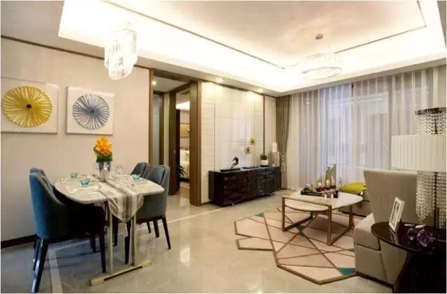 150㎡戶型四間朝南，一個(gè)創(chuàng)新的戶型，我不允許它有1㎡的浪費(fèi)。