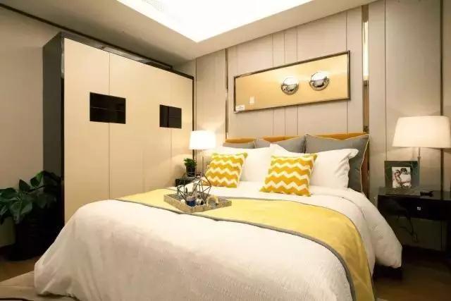 150㎡戶型四間朝南，一個(gè)創(chuàng)新的戶型，我不允許它有1㎡的浪費(fèi)。