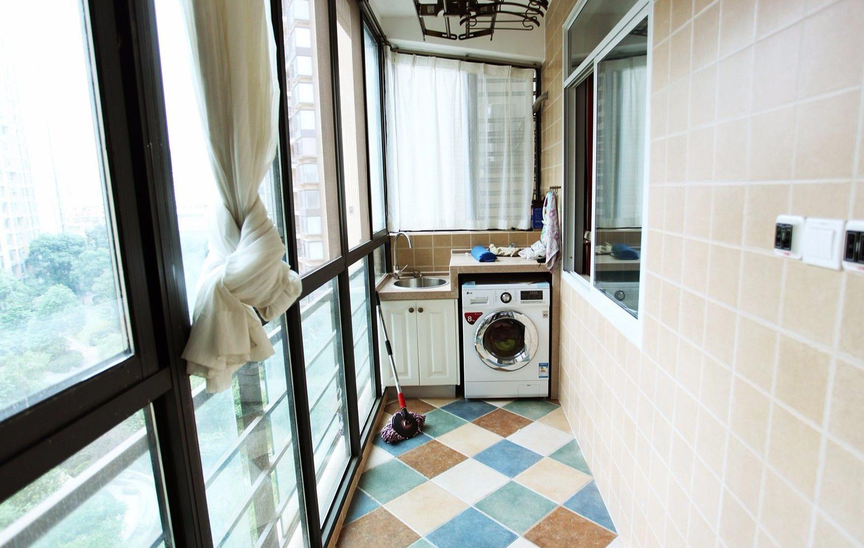 陽(yáng)臺(tái)改造大概費(fèi)用_廈門(mén)陽(yáng)臺(tái)定制_廈門(mén)陽(yáng)臺(tái)裝修改造