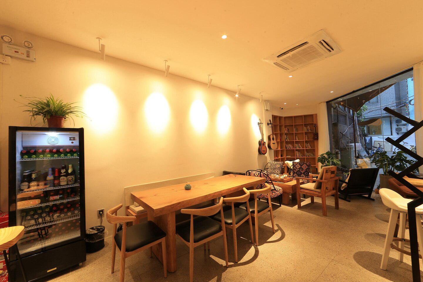 廈門(mén)建筑裝飾協(xié)會(huì)_協(xié)會(huì)廈門(mén)裝飾建筑分會(huì)會(huì)長(zhǎng)_廈門(mén)市裝飾協(xié)會(huì)