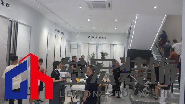 斯米克磁磚群大旗艦店璀璨開(kāi)幕：共鑒時(shí)尚健康生活新篇章
