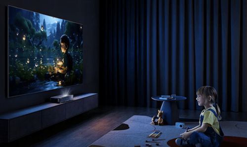 連續(xù)幾天熬夜刷劇后，我發(fā)現(xiàn)海信激光電視的“護(hù)眼”是真的！