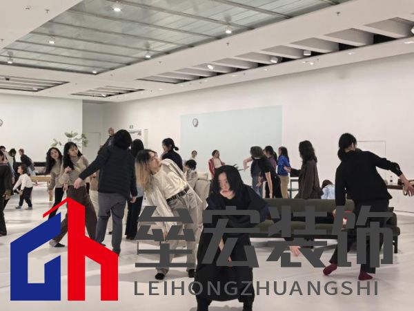 吱音再次攜手陶身體劇場與浦東美術館共創(chuàng)呈現(xiàn)“動作世界”舞蹈藝術現(xiàn)場