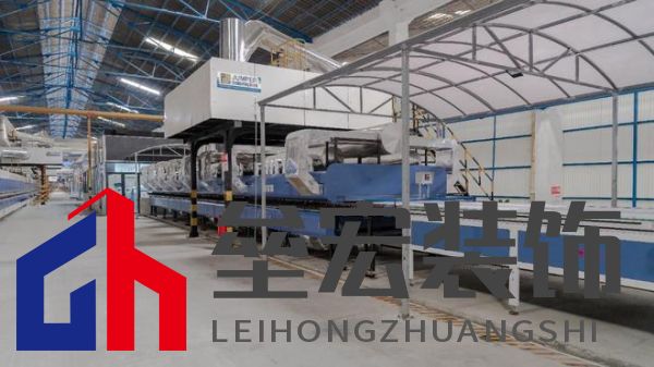 榜樣力量 | 強(qiáng)輝精工瓷磚斬獲2025年度家居領(lǐng)軍品牌！